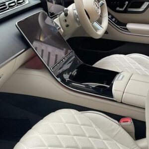 s class taxi london